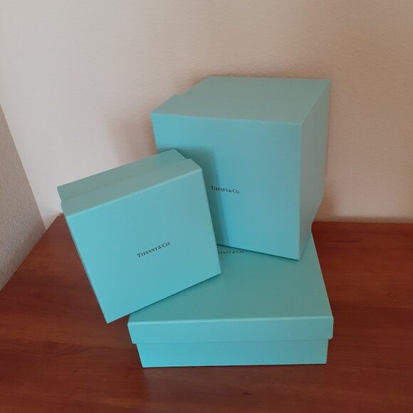 Tiffany & Co. Set of 3 Boxes - Picture 1 of 16
